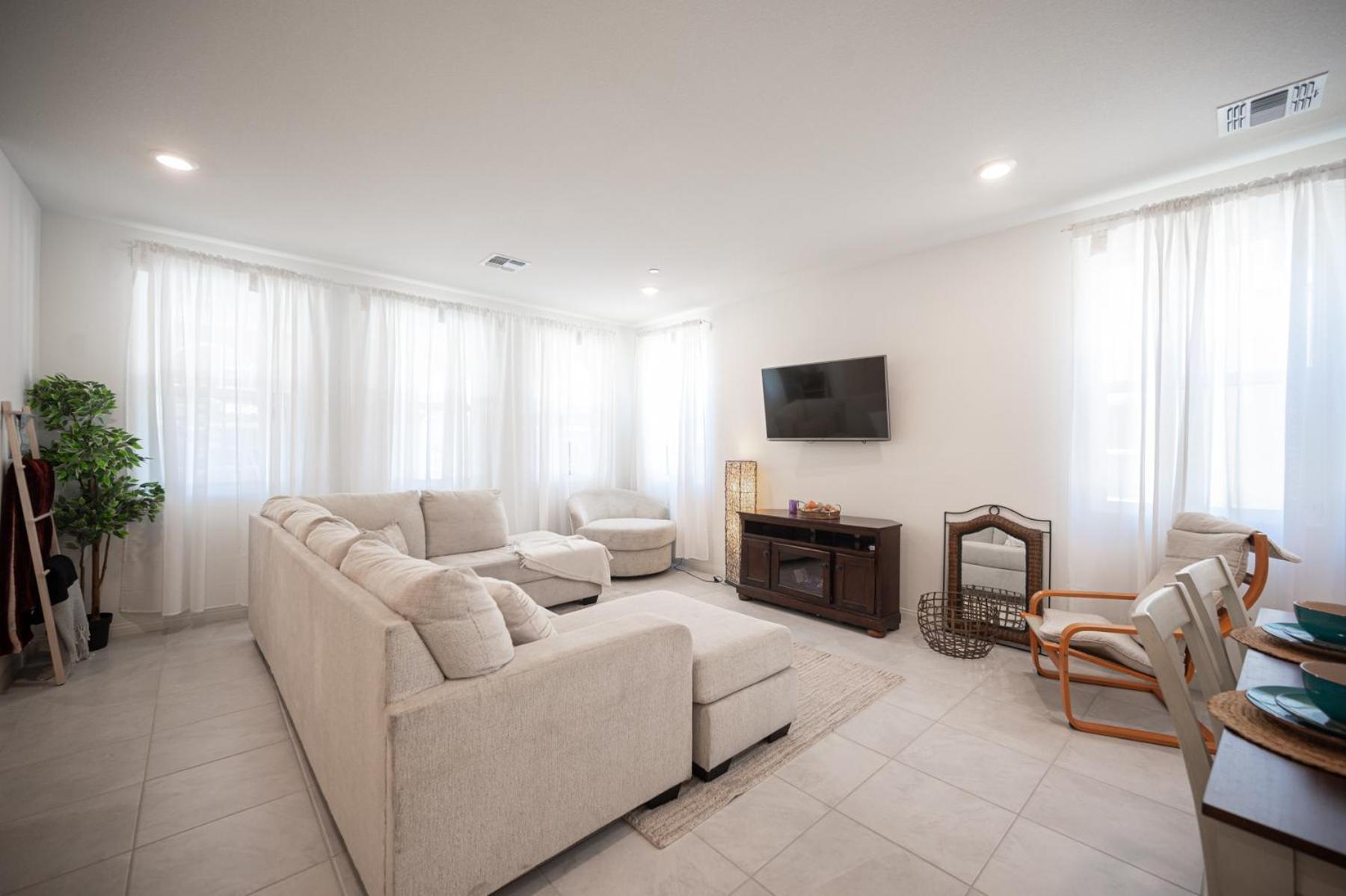 Beautiful Brand New 2 Bedroom Vegas Home! Fits 12 Or More,15-20 Minutes From Lv Strip Las Vegas Dış mekan fotoğraf